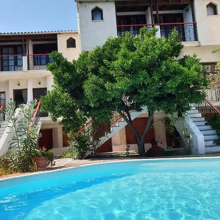 Kipos Hotel apartamentowy