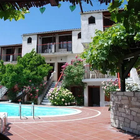Kipos 3* Limenas (Thasos)