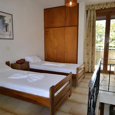 Kipos Aparthotel *
