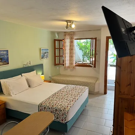 Hotel apartamentowy Kipos 3*